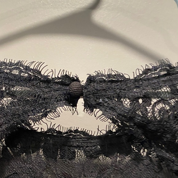 Betsy & Adam Elegant Black and Tan Lace Maxi Dress - Picture 7 of 12